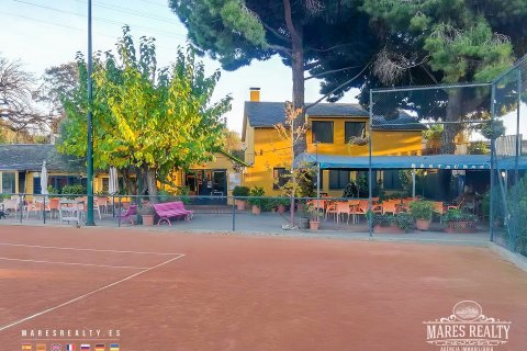 Propiedad comercial de 254 m² en venta en Mataró, Barcelona, Cataluña, Spain № 967 - foto 13
