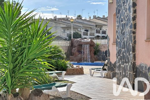 Сasa de 5 dormitorios en venta en El Vendrell, Tarragona, Cataluña, Spain № 4645 - foto 6