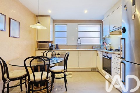 Apartamento de 5 dormitorios en venta en Sitges, Barcelona, Cataluña, Spain № 4649 - foto 27