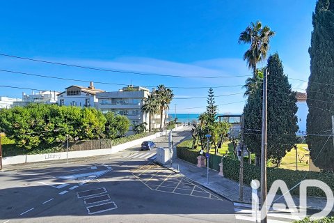 Apartamento de 5 dormitorios en venta en Sitges, Barcelona, Cataluña, Spain № 4649 - foto 26
