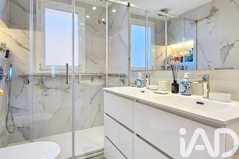 Apartamento de 5 dormitorios en venta en Sitges, Barcelona, Cataluña, Spain № 4649 - foto 16