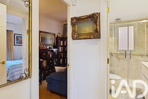 Apartamento de 5 dormitorios en venta en Sitges, Barcelona, Cataluña, Spain № 4649 - foto 14