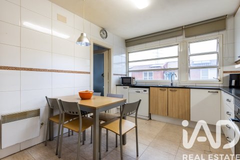 Casa adosada de 4 dormitorios en venta en La Roca del Vallès, Barcelona, Cataluña, Spain № 4647 - foto 15
