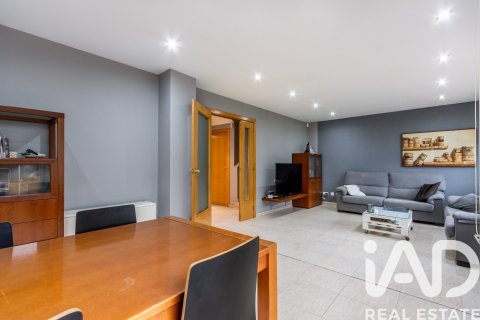 Casa adosada de 4 dormitorios en venta en La Roca del Vallès, Barcelona, Cataluña, Spain № 4647 - foto 23
