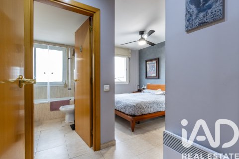 Casa adosada de 4 dormitorios en venta en La Roca del Vallès, Barcelona, Cataluña, Spain № 4647 - foto 18