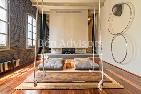 Ático de 3 dormitorios en venta en Barcelona, Cataluña, Spain № 2847
