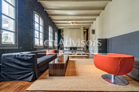 Ático de 3 dormitorios en venta en Barcelona, Cataluña, Spain № 2847 - foto 10