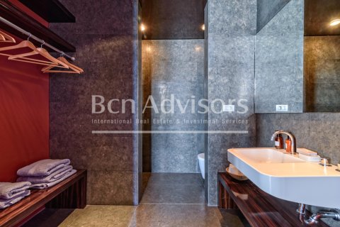 Ático de 3 dormitorios en venta en Barcelona, Cataluña, Spain № 2847 - foto 22