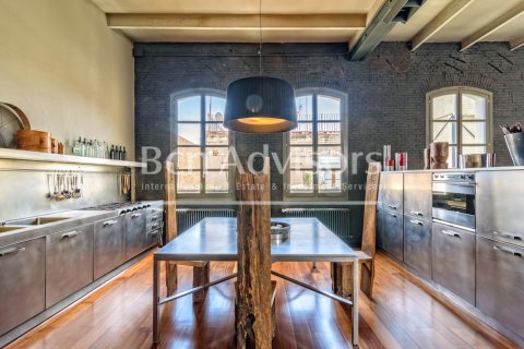 Ático de 3 dormitorios en venta en Barcelona, Cataluña, Spain № 2847 - foto 12