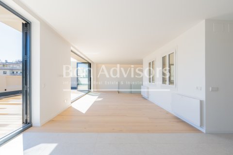 Ático de 3 dormitorios en venta en Barcelona, Cataluña, Spain № 2845 - foto 12