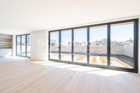 Ático de 3 dormitorios en venta en Barcelona, Cataluña, Spain № 2845 - foto 5