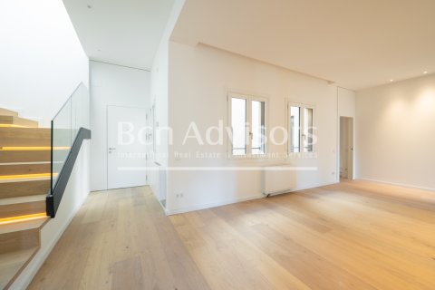 Ático de 3 dormitorios en venta en Barcelona, Cataluña, Spain № 2845 - foto 15