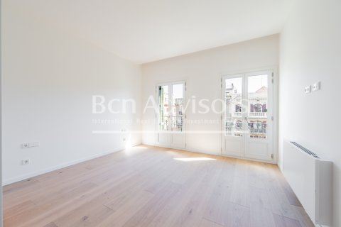Ático de 3 dormitorios en venta en Barcelona, Cataluña, Spain № 2845 - foto 20