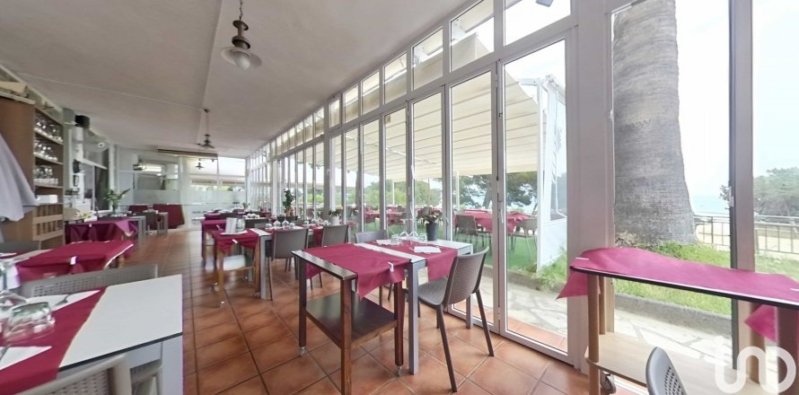 Кафе / ресторан 448м² в Майами Пладже, Таррагона, Каталония, Испания № 4872