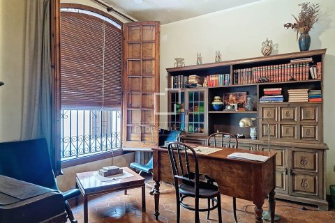 Купить виллу в Виланова-и-ла-Желтру, Испания с 8 спален, 456м², № 3888 - фото 3