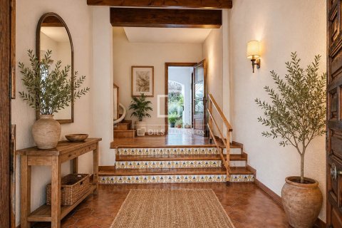 Купить виллу в Виланова-и-ла-Желтру, Испания с 8 спален, 456м², № 3888 - фото 27