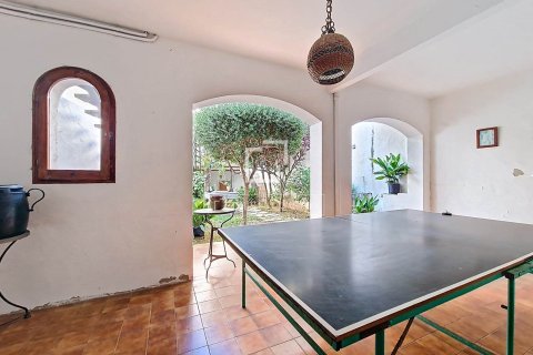 Купить виллу в Виланова-и-ла-Желтру, Испания с 8 спален, 456м², № 3888 - фото 12