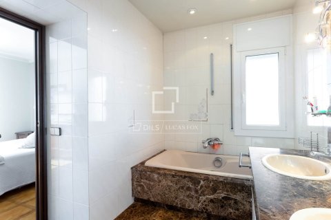 Купить виллу в Вилассар-де-Дальт, Испания с 4 спальни, 252м², № 3892 - фото 22