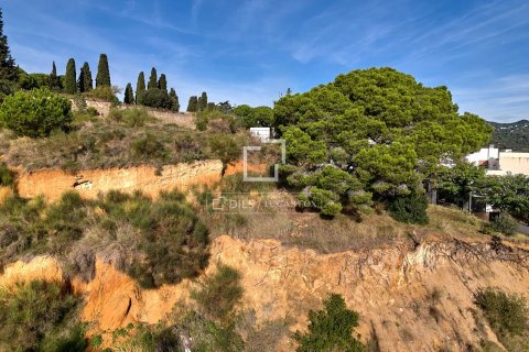 Villa de 4 dormitorios en venta en Caldes d'Estrac, Barcelona, Cataluña, Spain № 3891 - foto 8