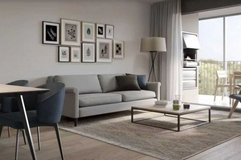 Apartamento de 3 dormitorios en venta en Parc dels Cirers L'Hospitalet de Llobregat, Barcelona, Cataluña, Spain № 3377