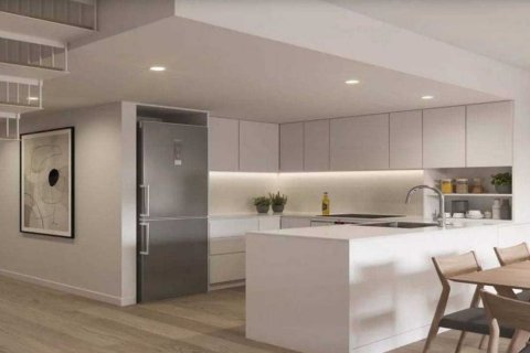 Apartamento de 3 dormitorios en venta en Parc dels Cirers L'Hospitalet de Llobregat, Barcelona, Cataluña, Spain № 3377 - foto 6