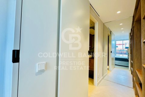 Ático de 3 dormitorios en venta en Barcelona, Cataluña, Spain № 5566 - foto 10