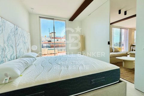 Ático de 3 dormitorios en venta en Barcelona, Cataluña, Spain № 5566 - foto 14