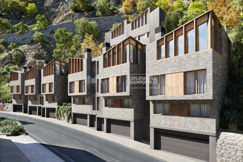 Сasa de 4 dormitorios en venta en Principado De Andorra (Ninguna Poblacion Tiene C.P.), Lérida, Cataluña, Spain № 5713