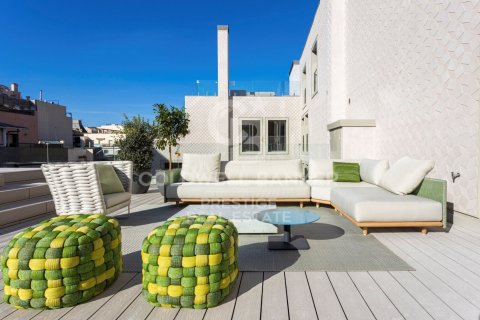 Apartamento de 3 dormitorios en venta en Barcelona, Cataluña, Spain № 5709 - foto 13