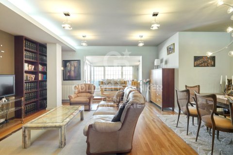 Ático de 3 dormitorios en venta en Barcelona, Cataluña, Spain № 5707 - foto 4