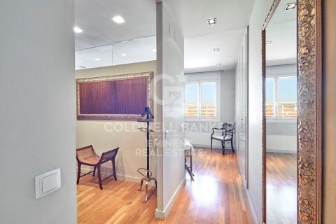 Ático de 3 dormitorios en venta en Barcelona, Cataluña, Spain № 5707 - foto 19