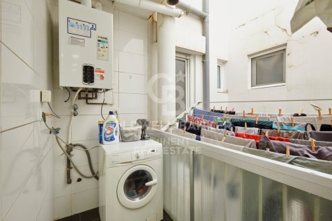 Ático de 3 dormitorios en venta en Barcelona, Cataluña, Spain № 5707 - foto 13
