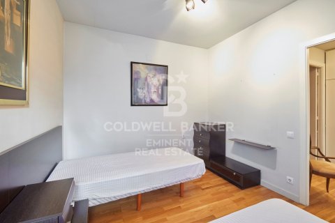 Ático de 3 dormitorios en venta en Barcelona, Cataluña, Spain № 5707 - foto 22