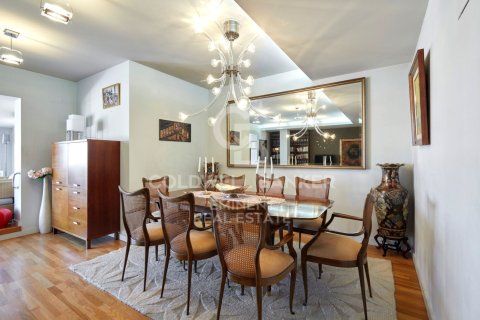 Ático de 3 dormitorios en venta en Barcelona, Cataluña, Spain № 5707 - foto 7