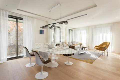 2 bedrooms apartment for sale in Barcelona, Catalonia, Spain № 5711 - photo 7