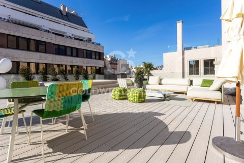 2 bedrooms apartment for sale in Barcelona, Catalonia, Spain № 5711 - photo 15
