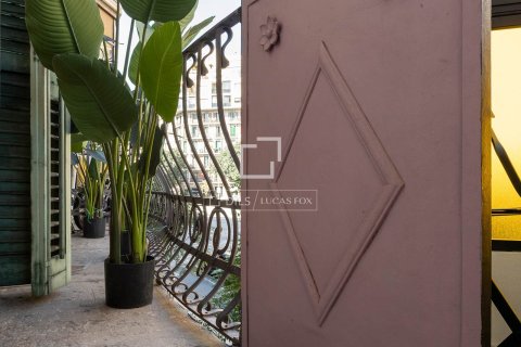 Apartamento de 3 dormitorios en venta en Barcelona, Cataluña, Spain № 4164 - foto 22