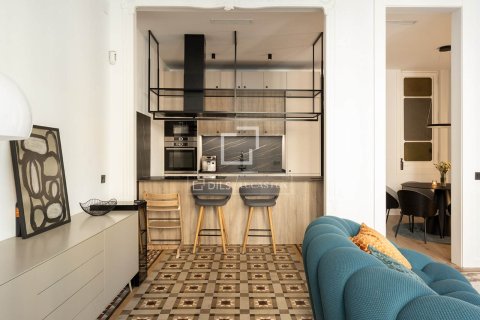 Apartamento de 3 dormitorios en venta en Barcelona, Cataluña, Spain № 4164 - foto 25