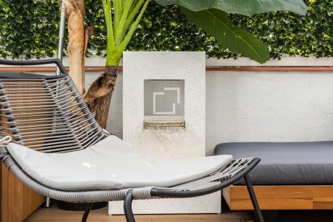 Apartamento de 3 dormitorios en venta en Barcelona, Cataluña, Spain № 4164 - foto 6