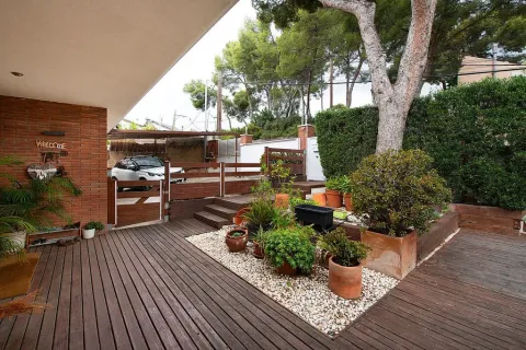Сasa de 6 dormitorios en venta en Castelldefels, Barcelona, Cataluña, Spain № 1400 - foto 10