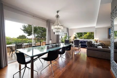 Сasa de 6 dormitorios en venta en Castelldefels, Barcelona, Cataluña, Spain № 1400 - foto 18
