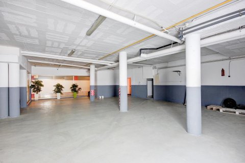 Сasa de 8 dormitorios en venta en Gavà, Barcelona, Cataluña, Spain № 1397 - foto 30