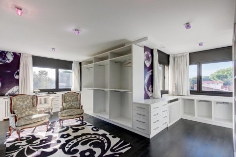 Сasa de 8 dormitorios en venta en Gavà, Barcelona, Cataluña, Spain № 1397 - foto 21