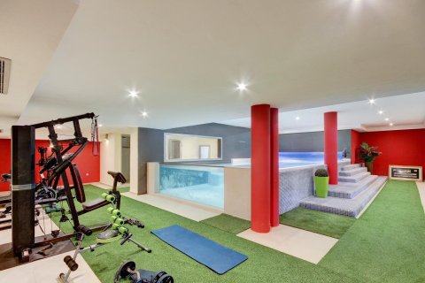 Сasa de 8 dormitorios en venta en Gavà, Barcelona, Cataluña, Spain № 1397 - foto 28