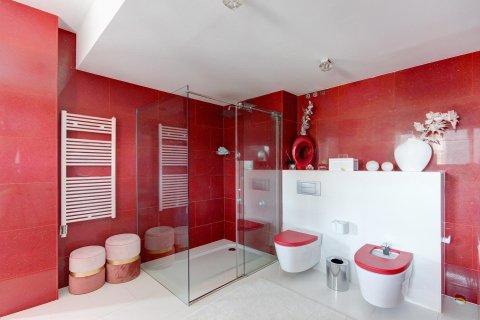 Сasa de 8 dormitorios en venta en Gavà, Barcelona, Cataluña, Spain № 1397 - foto 23