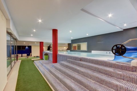 Сasa de 8 dormitorios en venta en Gavà, Barcelona, Cataluña, Spain № 1397 - foto 27