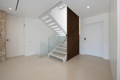 Сasa de 6 dormitorios en venta en Castelldefels, Barcelona, Cataluña, Spain № 1398 - foto 26