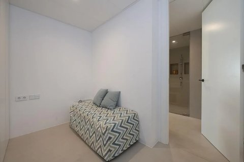 Сasa de 6 dormitorios en venta en Castelldefels, Barcelona, Cataluña, Spain № 1398 - foto 30