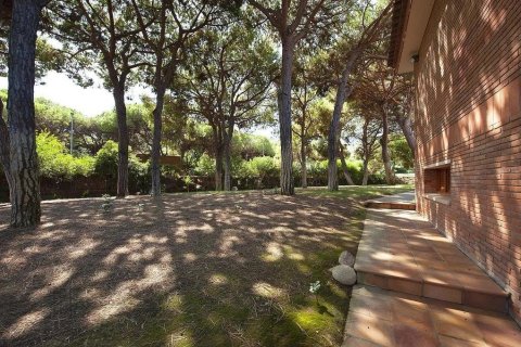 Сasa de 6 dormitorios en venta en Gavà, Barcelona, Cataluña, Spain № 1399 - foto 14