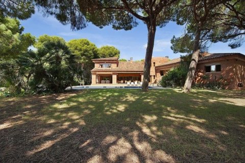 Сasa de 6 dormitorios en venta en Gavà, Barcelona, Cataluña, Spain № 1399 - foto 13
